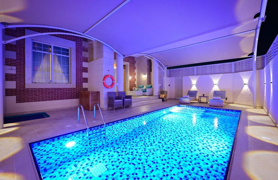 Al Aziziyah Boutique Hotel By The Torch-1