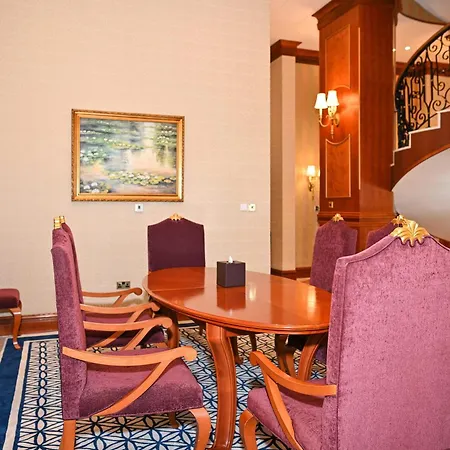 Al Aziziyah Boutique Hotel By The Torch-3